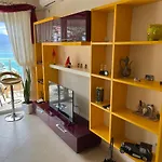 Hakunna Matata & Vlorë