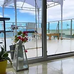 Apartamento Hakunna Matata & Vlorë