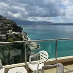 Hakunna Matata & * Vlorë