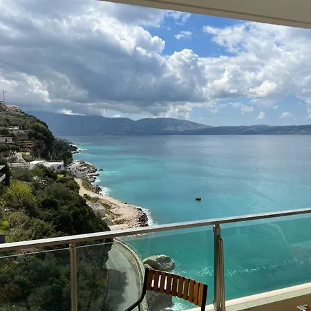 Hakunna Matata & Apartamento Vlorë