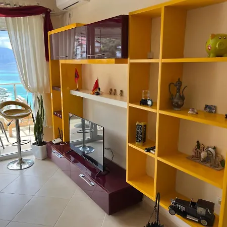 Hakunna Matata & Vlorë