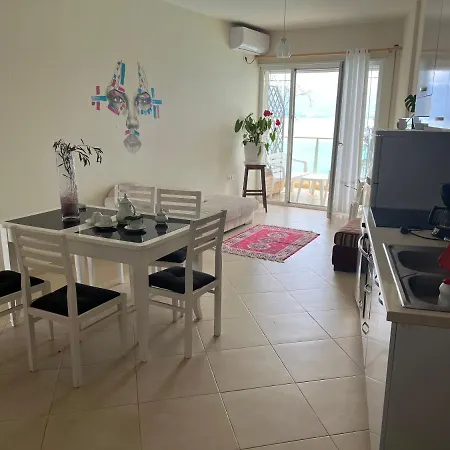 Hakunna Matata & Apartamento Vlorë