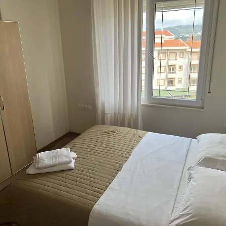 Apartamento Hakunna Matata & Vlorë