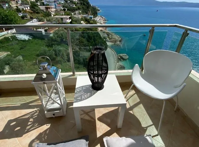 Hakunna Matata & Apartamento Vlorë