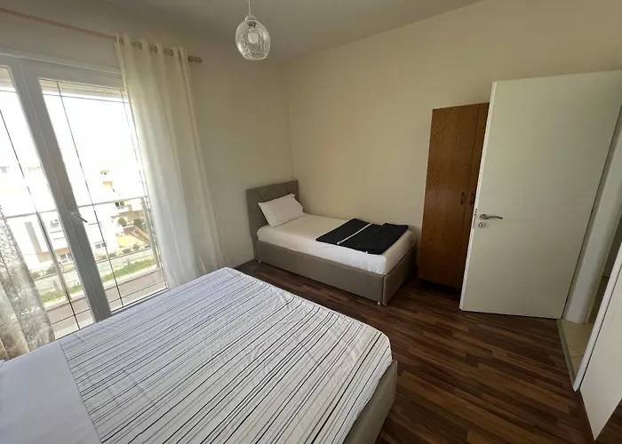 Hakunna Matata & Vlorë