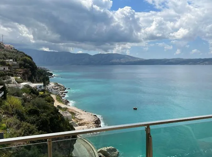 Hakunna Matata & דירה Vlorë