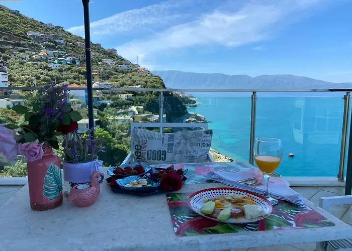 Hakunna Matata & * Vlorë